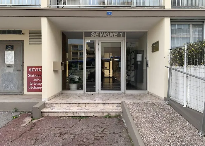 T1 Au 2ème étage, Proche établissement Thermal, Animaux Acceptés - Fr-1-571-11 *